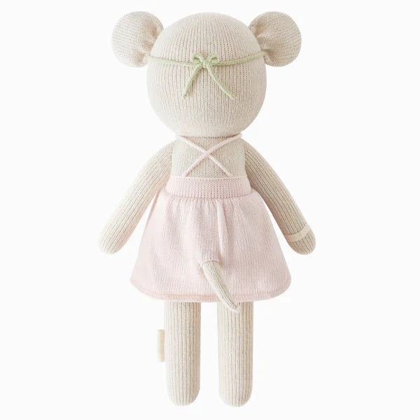 Cuddle and Kind Emma the mouse
