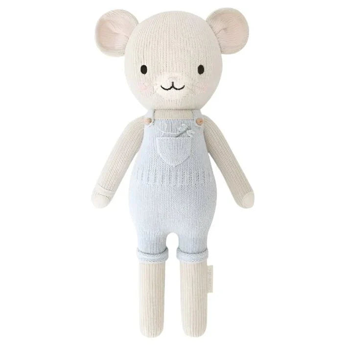 Cuddle and Kind Bailey the mouse