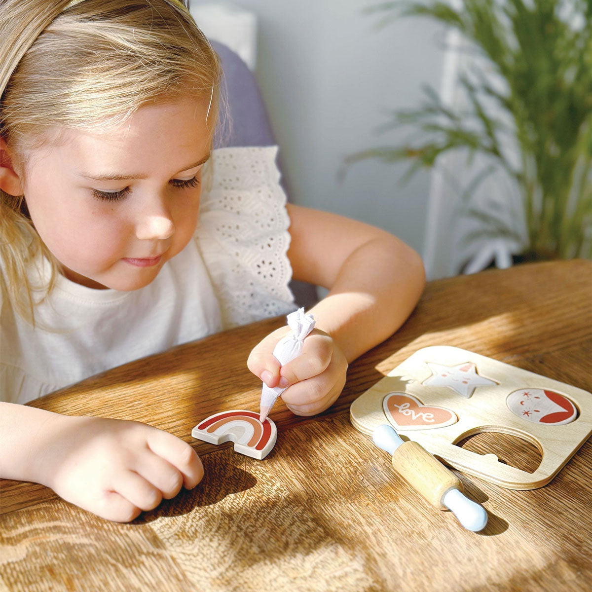 Mentari Toys Cookie Cutting Set